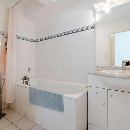 T4 Rez-de-jardin Proche Plage, Terrasse, Parking, 3 Chambres, Securisee - Fr-1-409-224 *