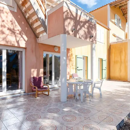 Apartment T4 Rez-de-jardin Proche Plage, Terrasse, Parking, 3 Chambres, Securisee - Fr-1-409-224 Narbonne
